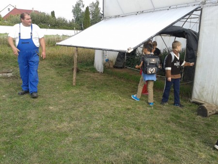 A fóliasátor nyitható